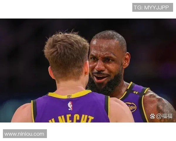 2013年4月29日湖人与马刺的经典对决回顾与精彩瞬间分析 2013年4月29日湖人与马刺的经典对决回顾与精彩瞬间分析