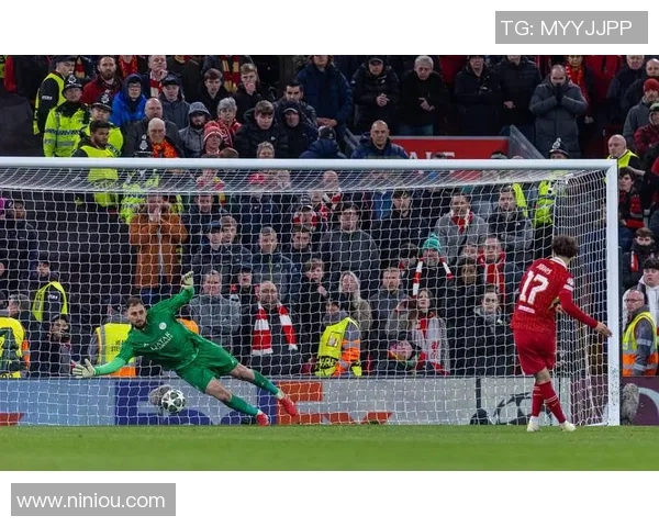 欧冠经典对决利物浦与巴萨的最终比分揭晓及精彩回顾 欧冠经典对决利物浦与巴萨的最终比分揭晓及精彩回顾