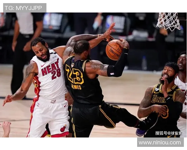 湖人对阵热火精彩赛事现场直播在线观看全程回顾与分析