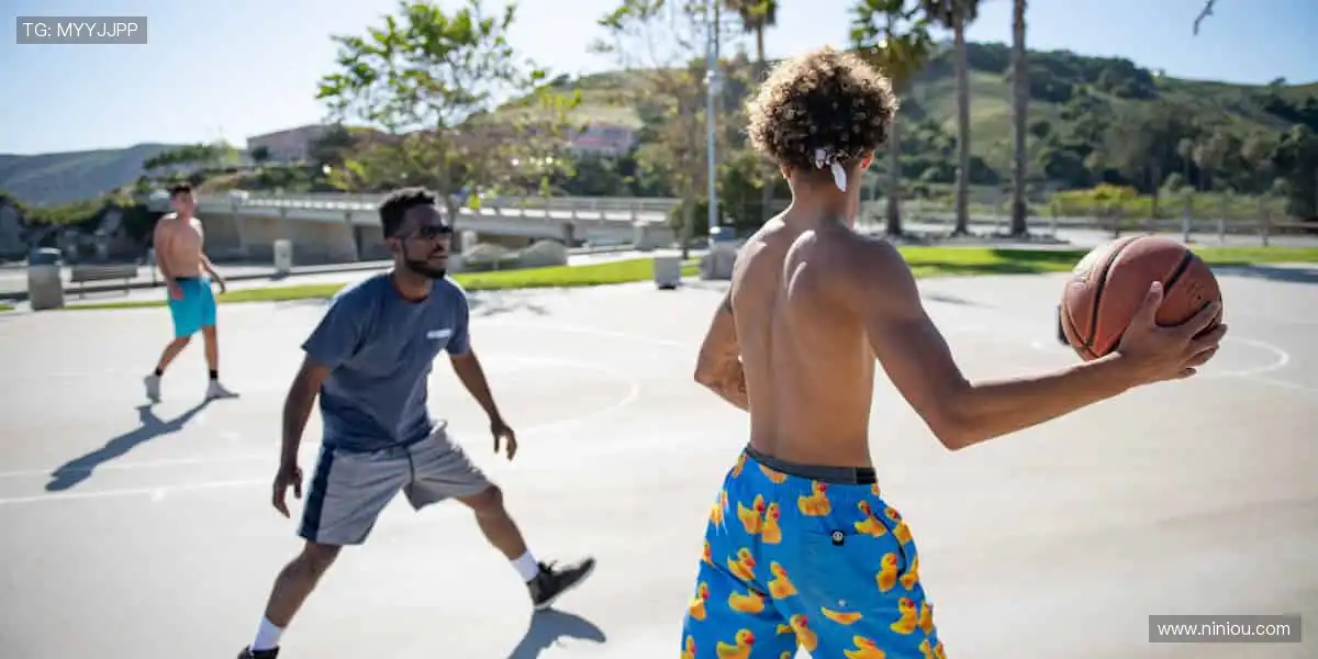 装备你的运动生活!🎯 从潮流服饰到专业器材,一站式满足你的热爱!